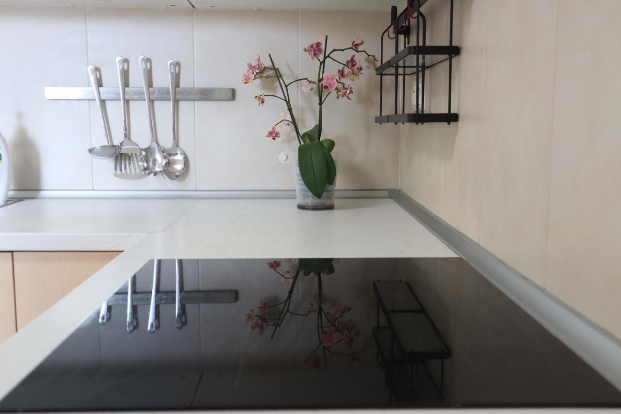 City Center 2 Bedroom A/C Apartment 布拉迪斯拉发 外观 照片