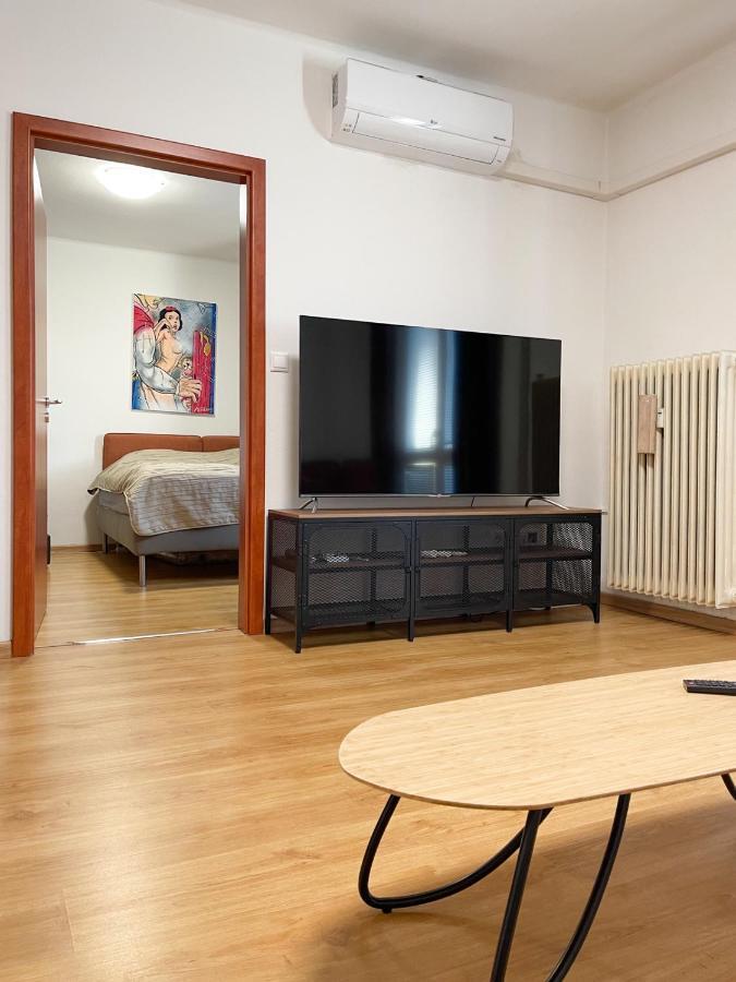 City Center 2 Bedroom A/C Apartment 布拉迪斯拉发 外观 照片