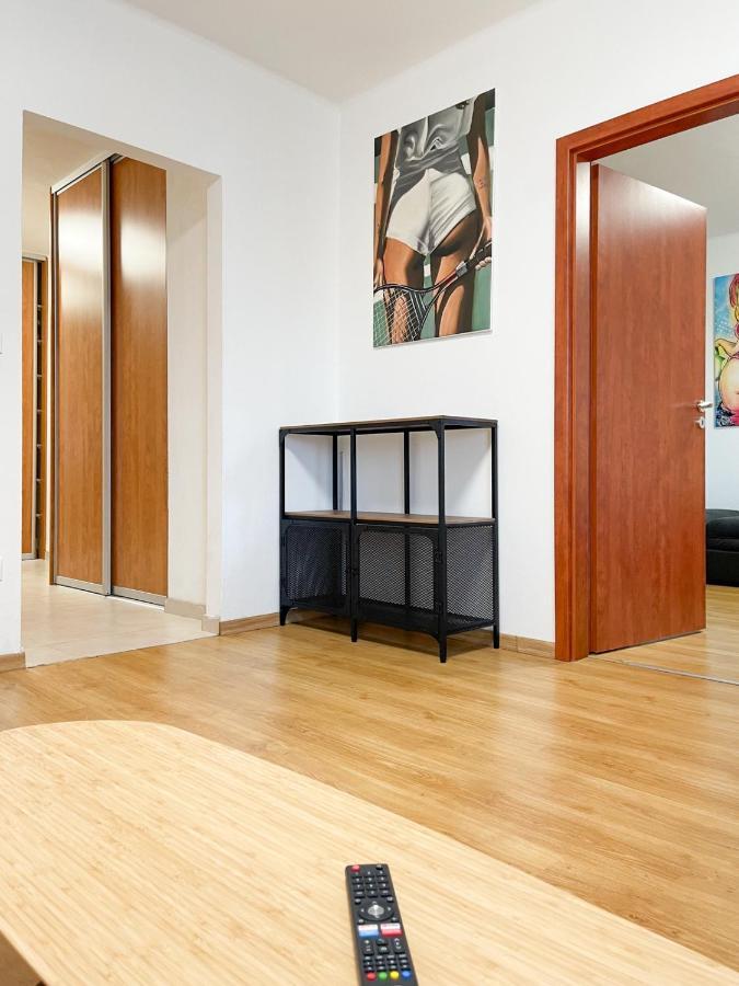 City Center 2 Bedroom A/C Apartment 布拉迪斯拉发 外观 照片